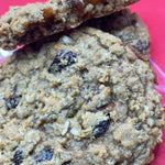Load image into Gallery viewer, Aunt Janet&#39;s VEGAN Oatmeal Raisin

