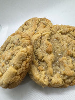 Load image into Gallery viewer, Brown Butter Toffee Cookies
